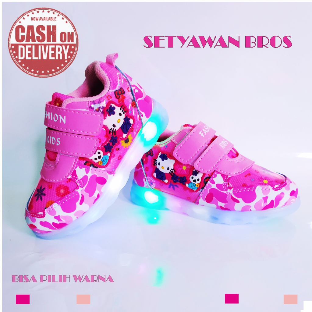 Sepatu Sneaker Heloo kitty Dengan lampu led menyala bisa cod