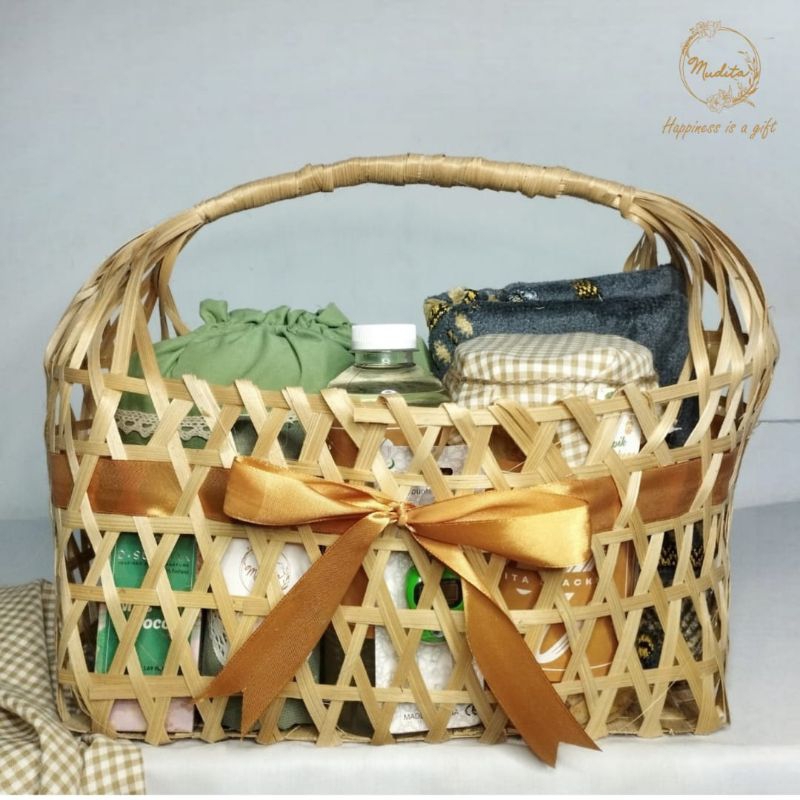 

HAMPERS EID MUBARAK/HAMPERS HARI RAYA IDUL FITRI/HANTARAN LEBARAN/HAMPERS MURAH JOGJA