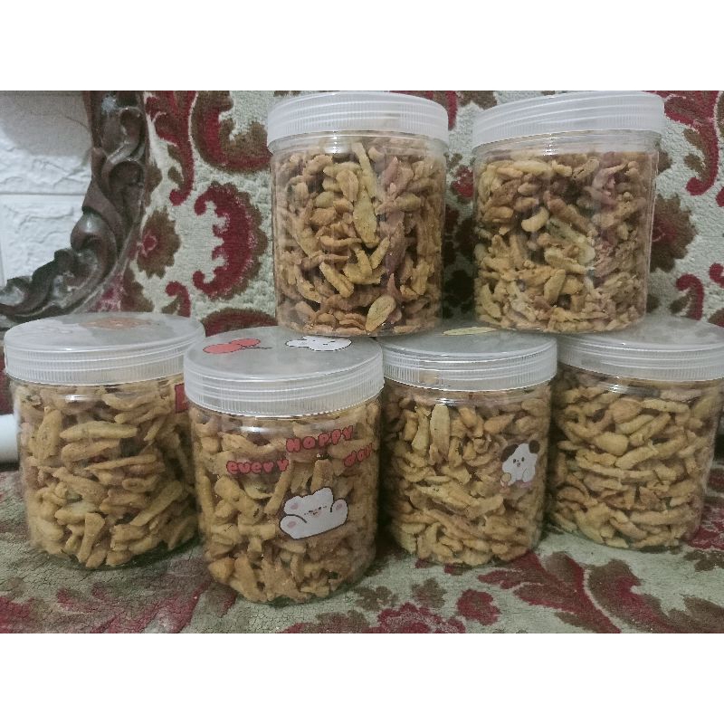 

Kue bawang gunting premium