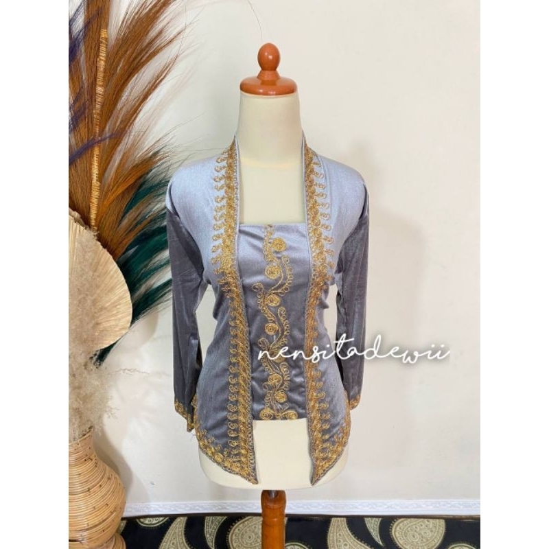 Kebaya Bordir Zirconia, Model Kutubaru - Warna Silver