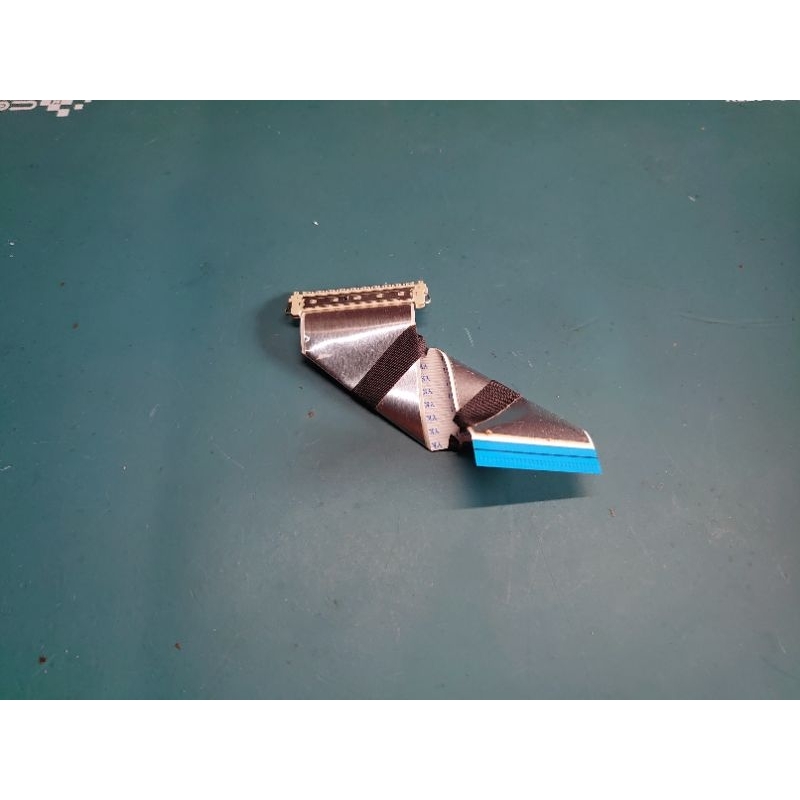 kabel fleksibel / flexible untuk tv led panasonic TH-32D302G