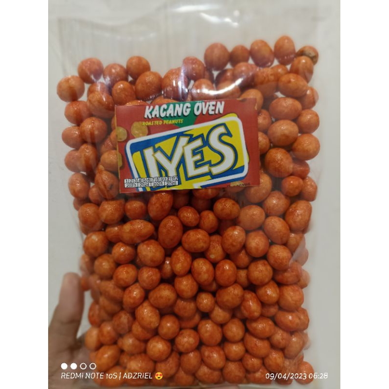 

Kacang Iyes Pedas | Aneka Snack | Cemilan | Kacang