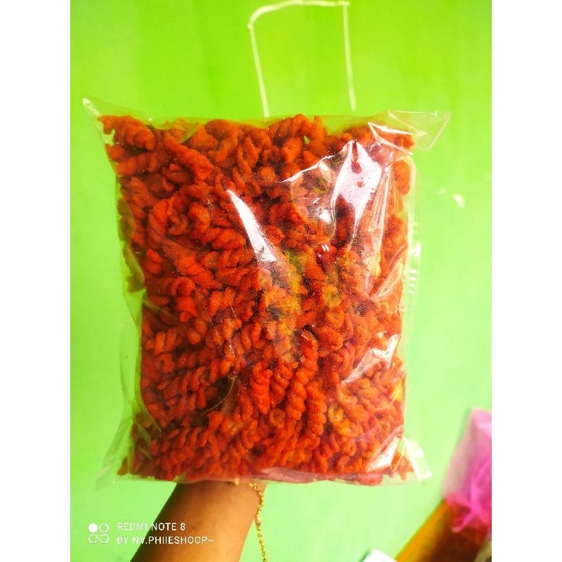 

MAKARONI SPIRAL PEDAS 400gr SNACK CAMILAH MURAH RENYAH ENAK GURIH