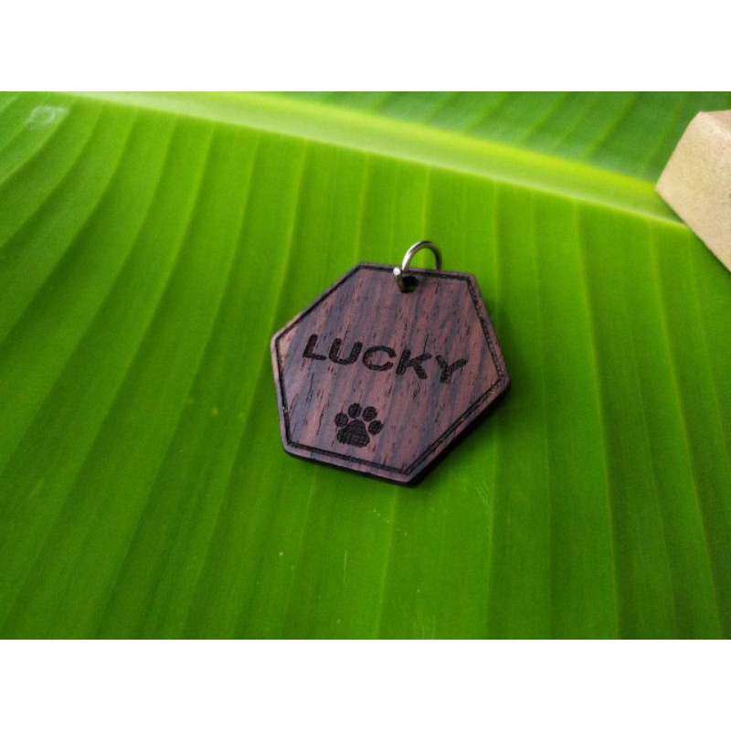 Bandul kalung kayu hewan peliharaan