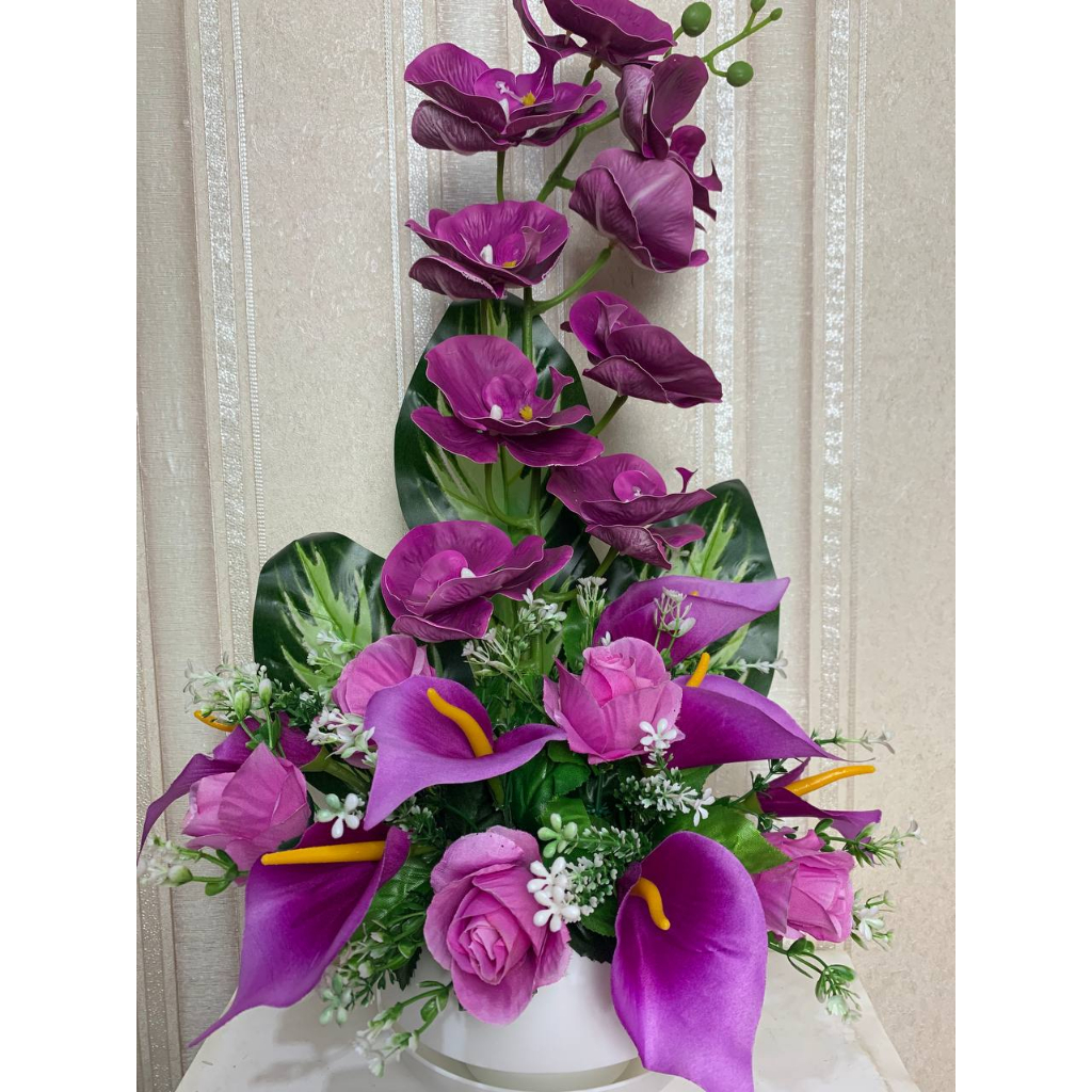 Bunga Sudut Anggrek Latex Ungu