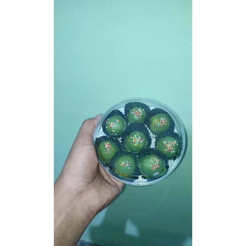 

Kue Kering bola bola manis kemasan 250gr.