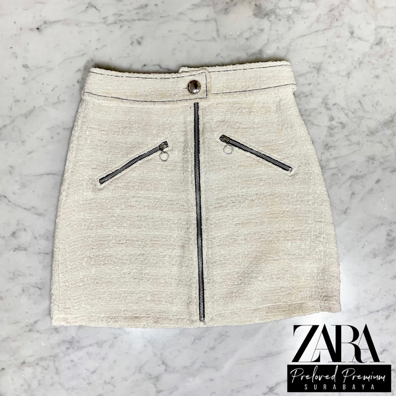 ZARA TWEED SKIRT