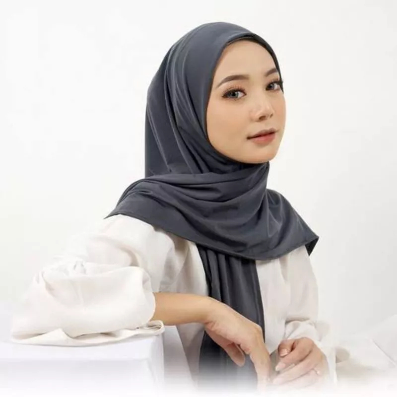 HIJAB SEGITIGA INSTANT JERSEY