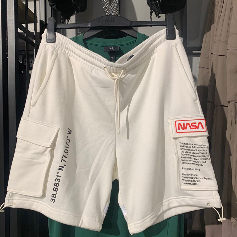 Celana Pendek Pria NASA H&M Original