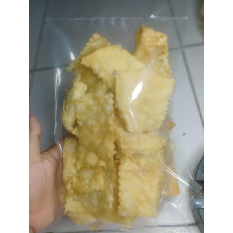 

keripik bawang | kue bawang