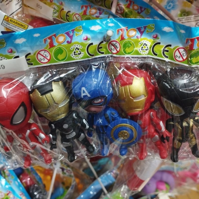 Mainan Robot MARVEL AVANGER Set 5 Karakter Ironman Merah Spiderman Medah Capten Amerika Ironman Hitam Spiderman Hitam Mainan Keluarga Lucu Dan Edukatif