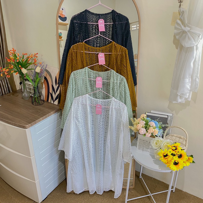LACE OUTER