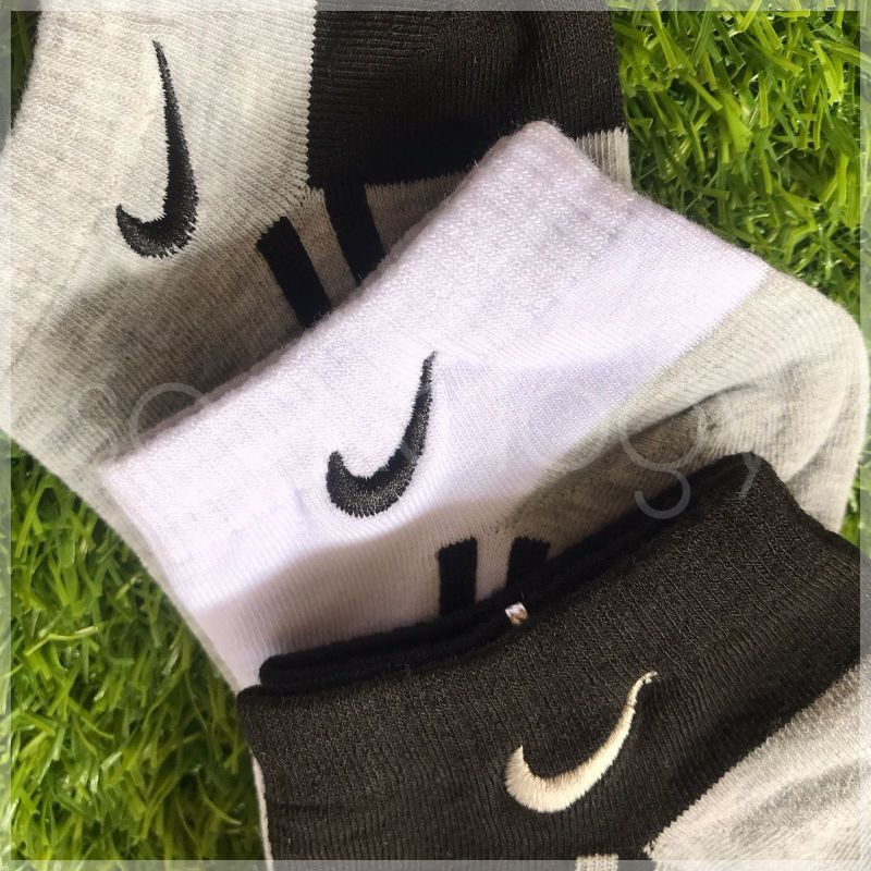 (Min. 3pcs @20.000) Kaos kaki sport nike bordir tebal Kualitas premium mata kaki