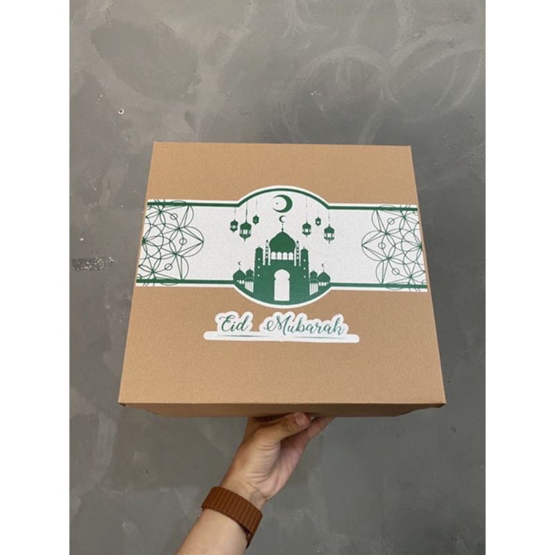 

Box hampers tutup pisah lebaran size 25x25x10 & 25x25x15