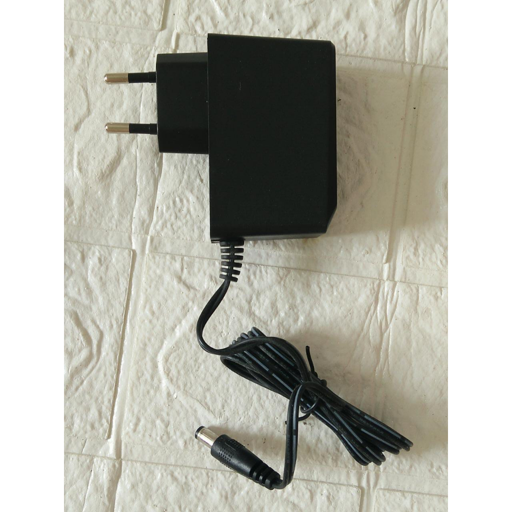 AC ADAPTER 12V 2A