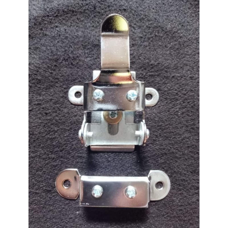 STRAINER atau TARIKAN SNAPPY snare drum