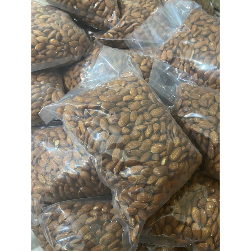 

Grosir Kacang Almond Kupas 500gr