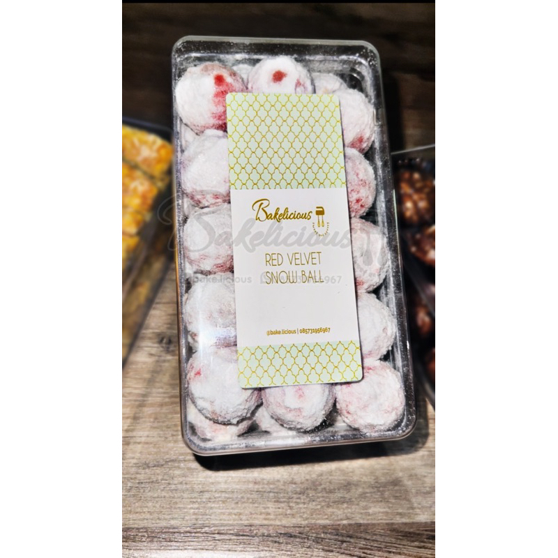 

Red Velvet Snow Ball