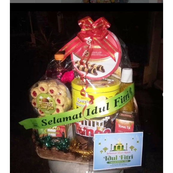 

Parcel Lebaran Premium Jaya04