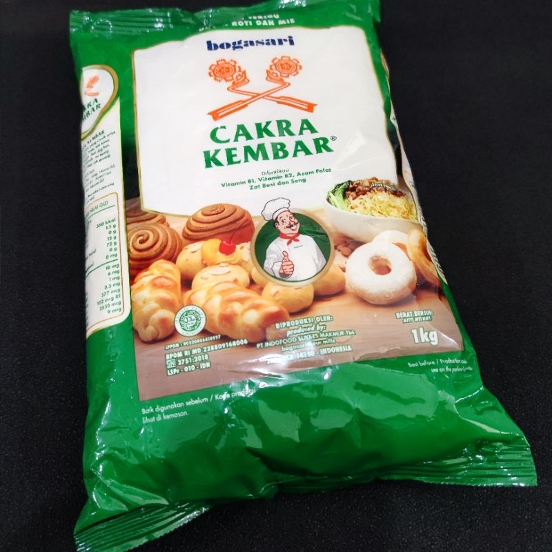 

TEPUNG TERIGU CAKRA KEMBAR PREMIUM 1KG