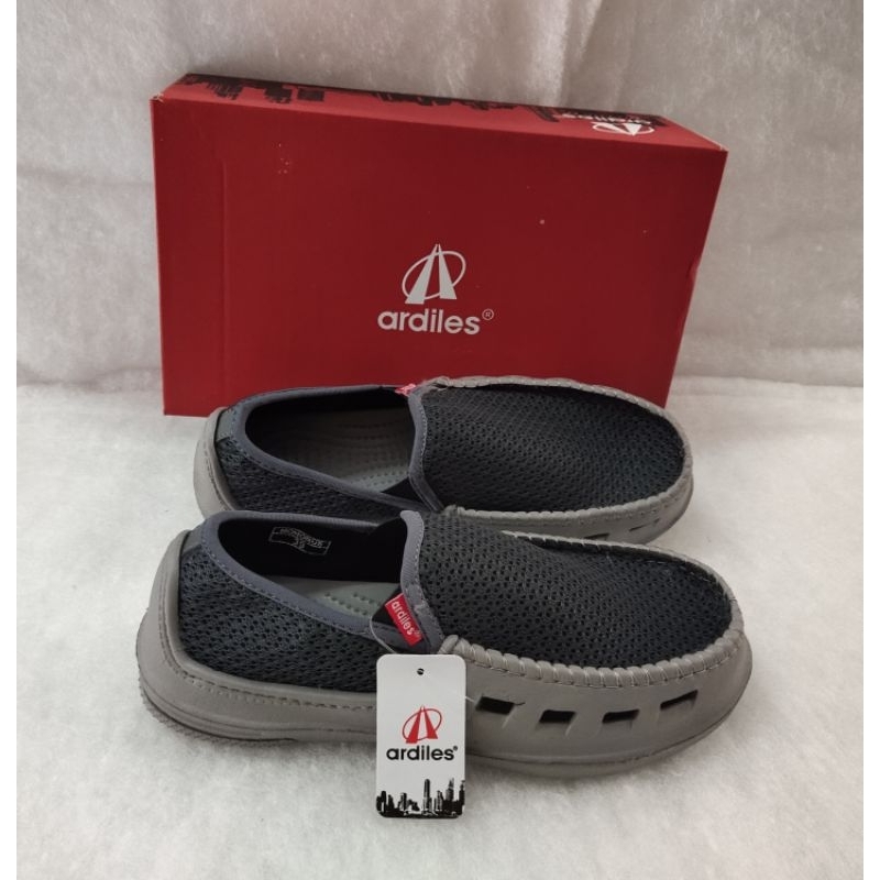 Sepatu karung Ardiles original spesial price...
