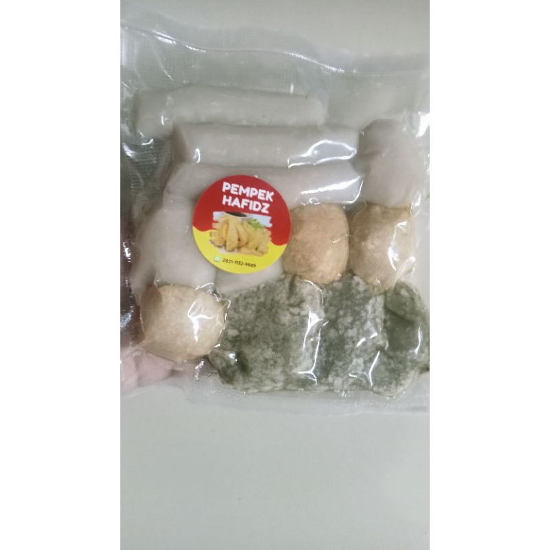 

pempek ikan tenggiri isi 12