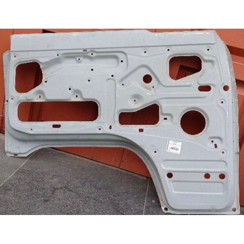 panel daun pintu dalam L300 orisinil kiri MB365997 kanan MB365998