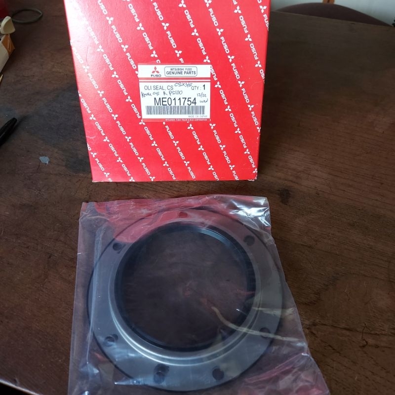Oil Seal Kruk As Belakang Seal Crankshaft PS100 STD Ori Mitsubishi