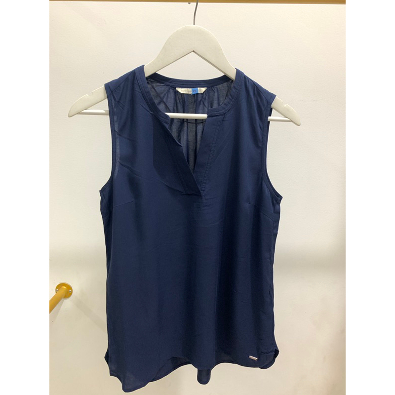 Sleeveless by Tom Tailor