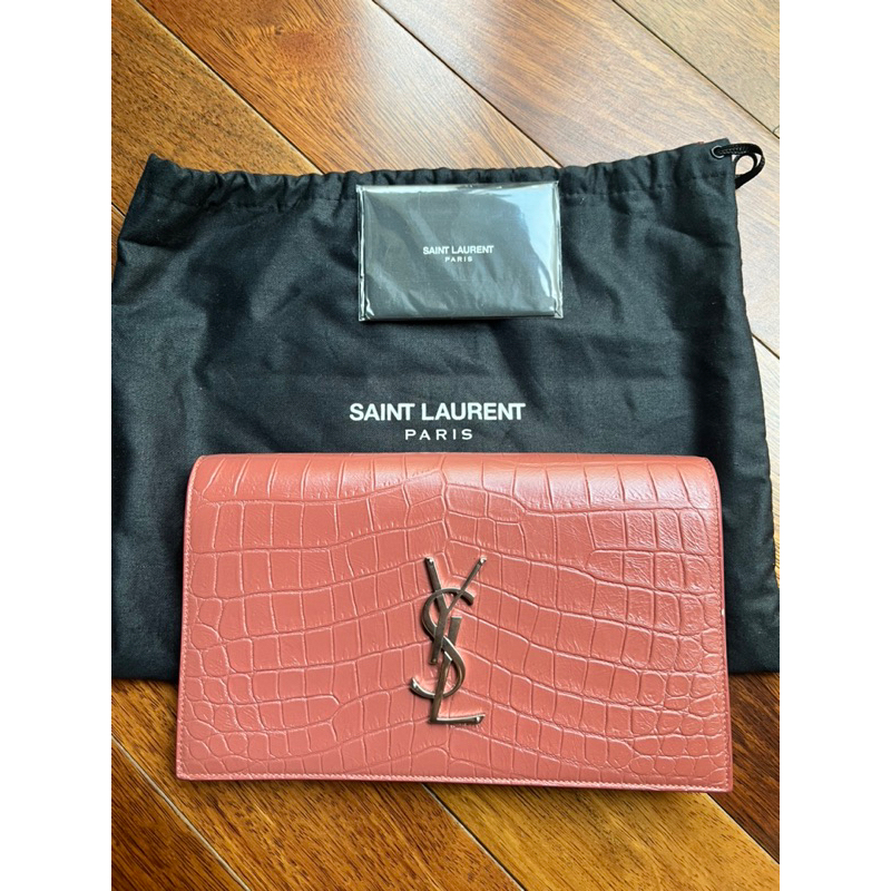 PRELOVED SECOND YSL CROCO CLUCTH BAG SAINT LAURENT SECOND SANGAT MULUS NO CACAT
