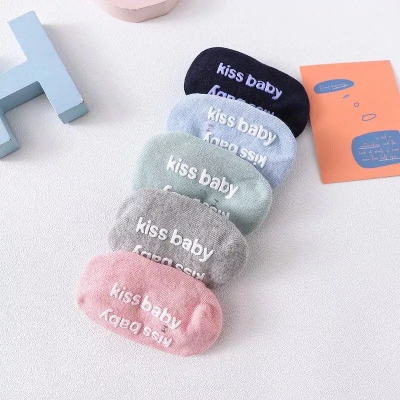 Kaos Kaki Bayi Karakter Baby Sock Anti Slip 3D Unisex Bulu Lembut