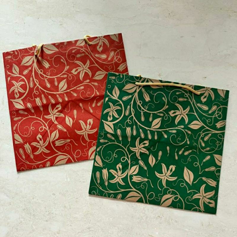 

Paperbag Batik Kue Samson Doff / Paperbag Kue Size 27x27 / Paperbag Batik Kue