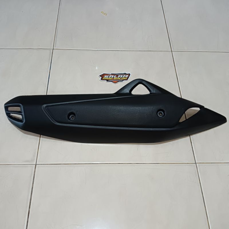 TAMENG TUTUP KNALPOT HITAM NMAX STANDAR / COVER PELINDUNG KNALPOT HITAM STANDAR NMAX
