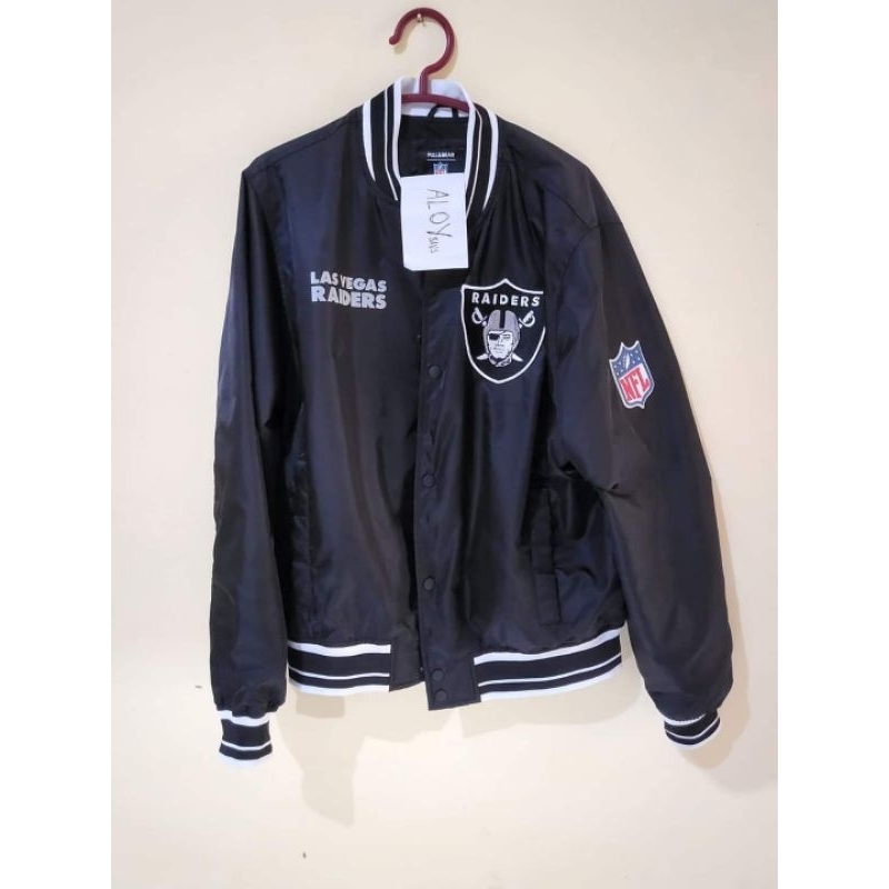 Varsity pull n bear