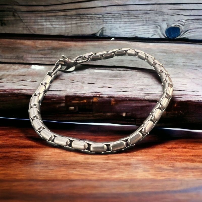 Gelang rantai pria titanium anti karat besi putih