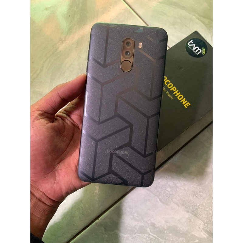 pocophone f1 6/64
