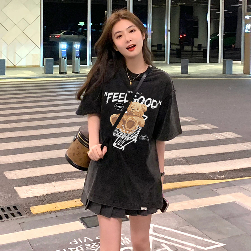 Print Washed T-shirt Kaos Lengan Pendek Oversize Cartoon Shopping Bear Korean Style Atasan Wanita