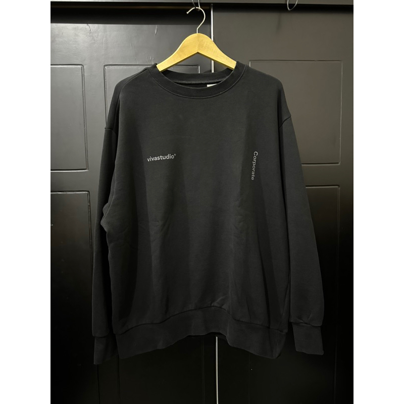 crewneck vivastudio XL HITAM