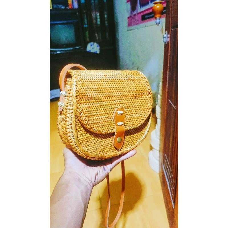 tas rotan biola