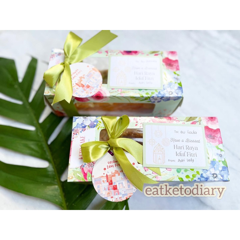 

Cake Hampers Gift Wrapping