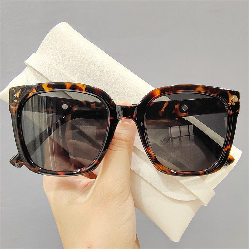 COD Kacamata Hitam Korean Fashion / Sunglassess Wanita &amp; Pria Unisex / Kacamata Fashion A1017