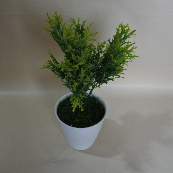 Daun Cemara Artificial