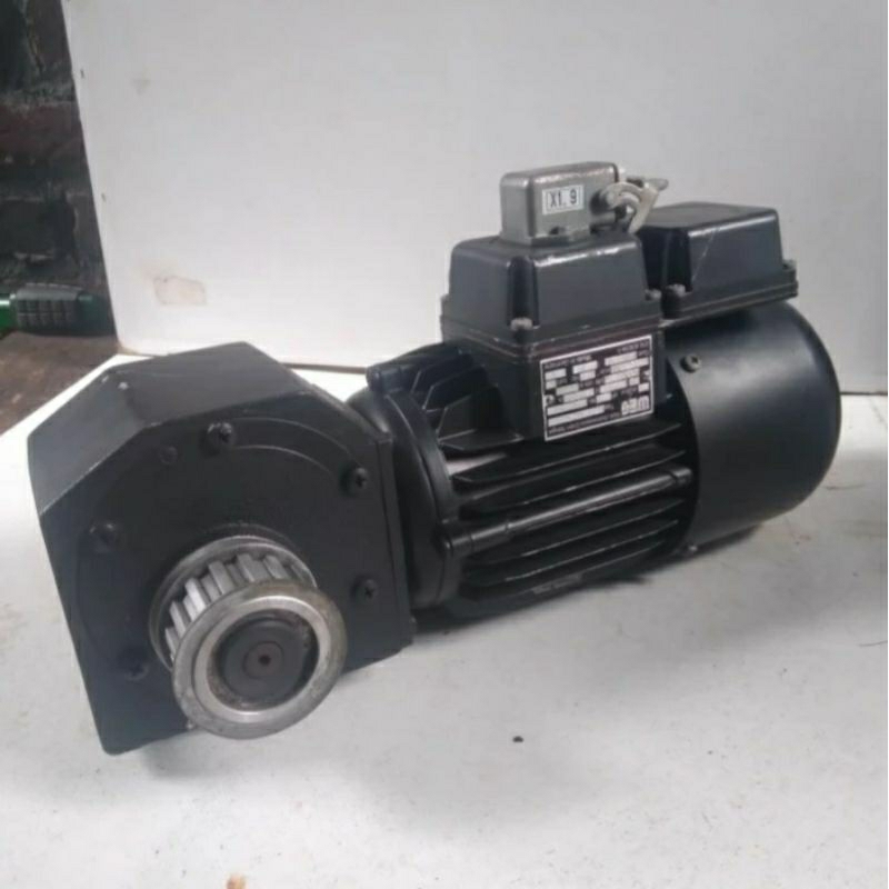 Ac Motor Gearbox Ration1:180  8Rpm  0.12Kw