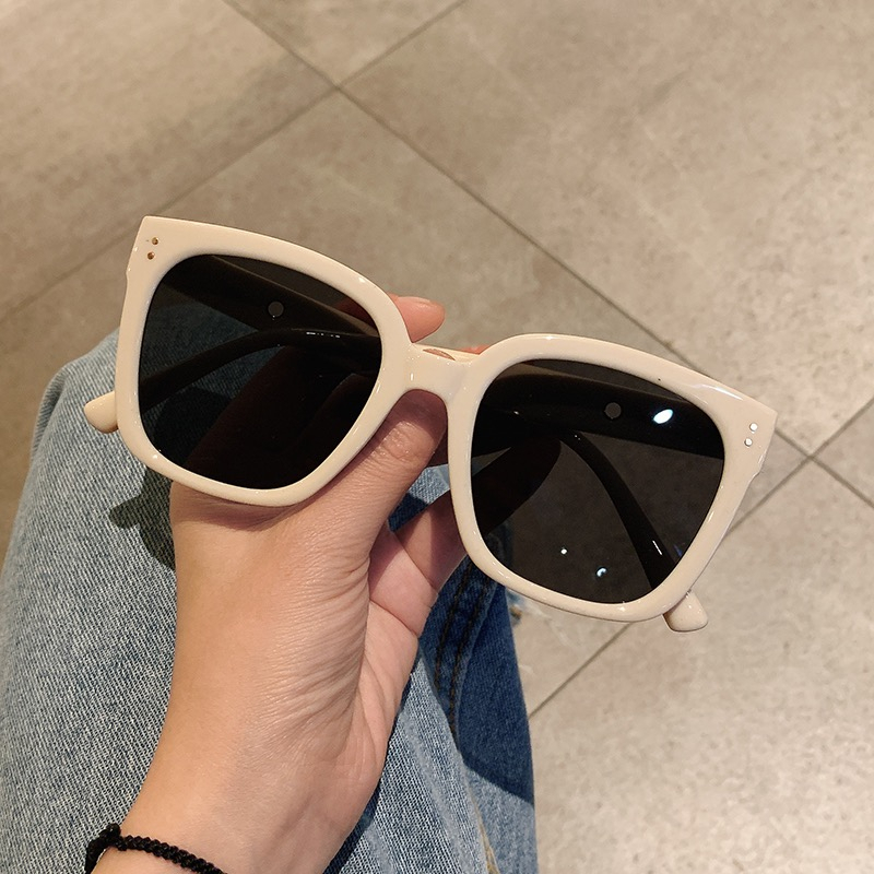 Kacamata Hitam Estetik Untuk Pria Dan Wanita/Kaca matahari yang resisten UV/Fashion leopard sunglasses