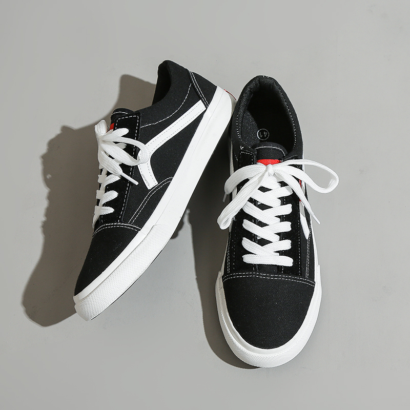 Mainland Sepatu Kets Pria Casual Sepatu Sneakers Kanvas Sekolah/Kuliah Outdoor Anti Slip MC309