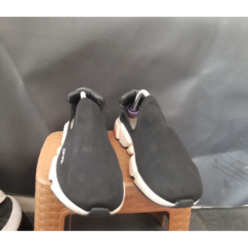 Sepatu Balanciaga Slip On