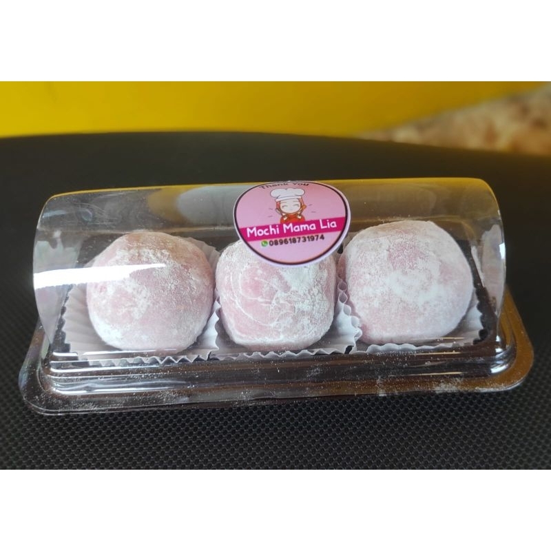 

mochi strawberry cokelat