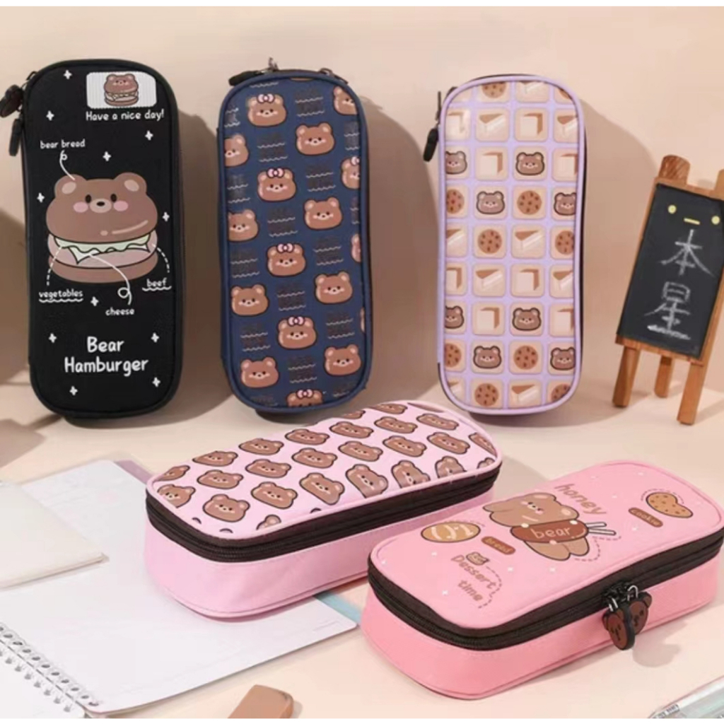 

Kotak pensil dengan full print bear yang lucu