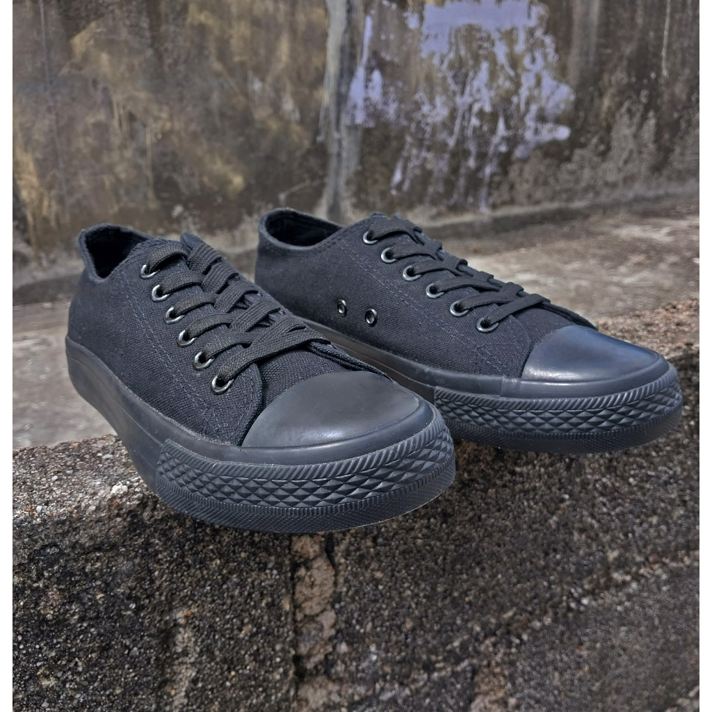 CYS Sepatu Sneakers Pria Sepatu Kasual Kanvas Hitam Polos Sepatu Sekolah Cowok SPT 06