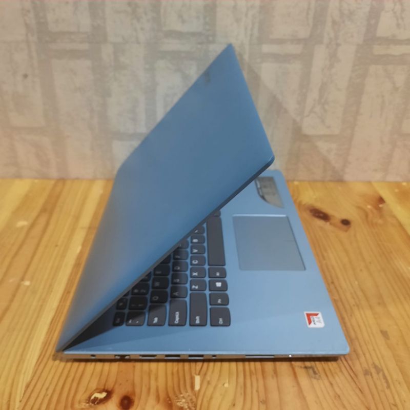 Laptop Lenovo ideapad 330/ 320 Amd A4-9120, Gen 7 Ram 4Gb/HDD 500Gb/ SSD 128G Vga amd readeon R3 Graphic editing gaming Desain stylish slim Seri Baru